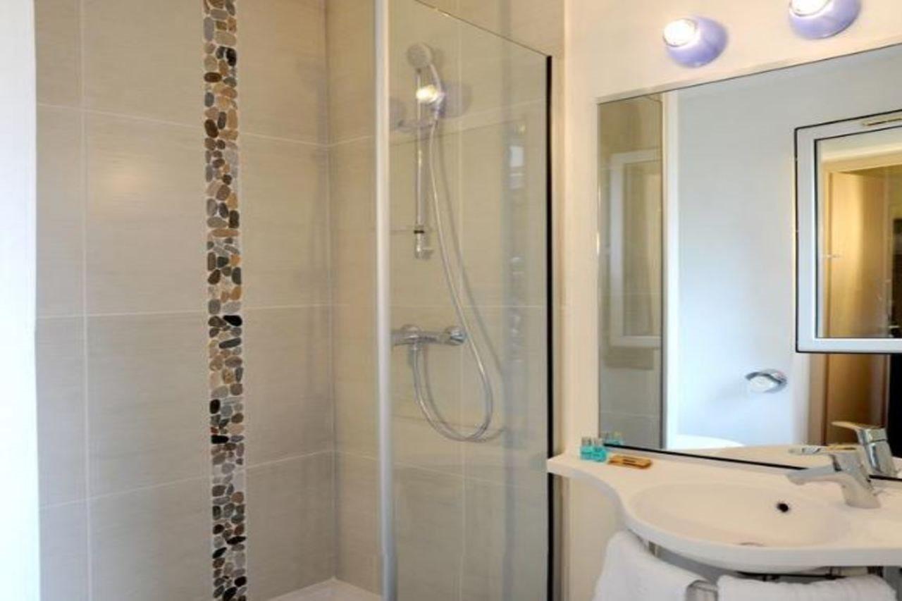 Welcomotel Coignières Esterno foto