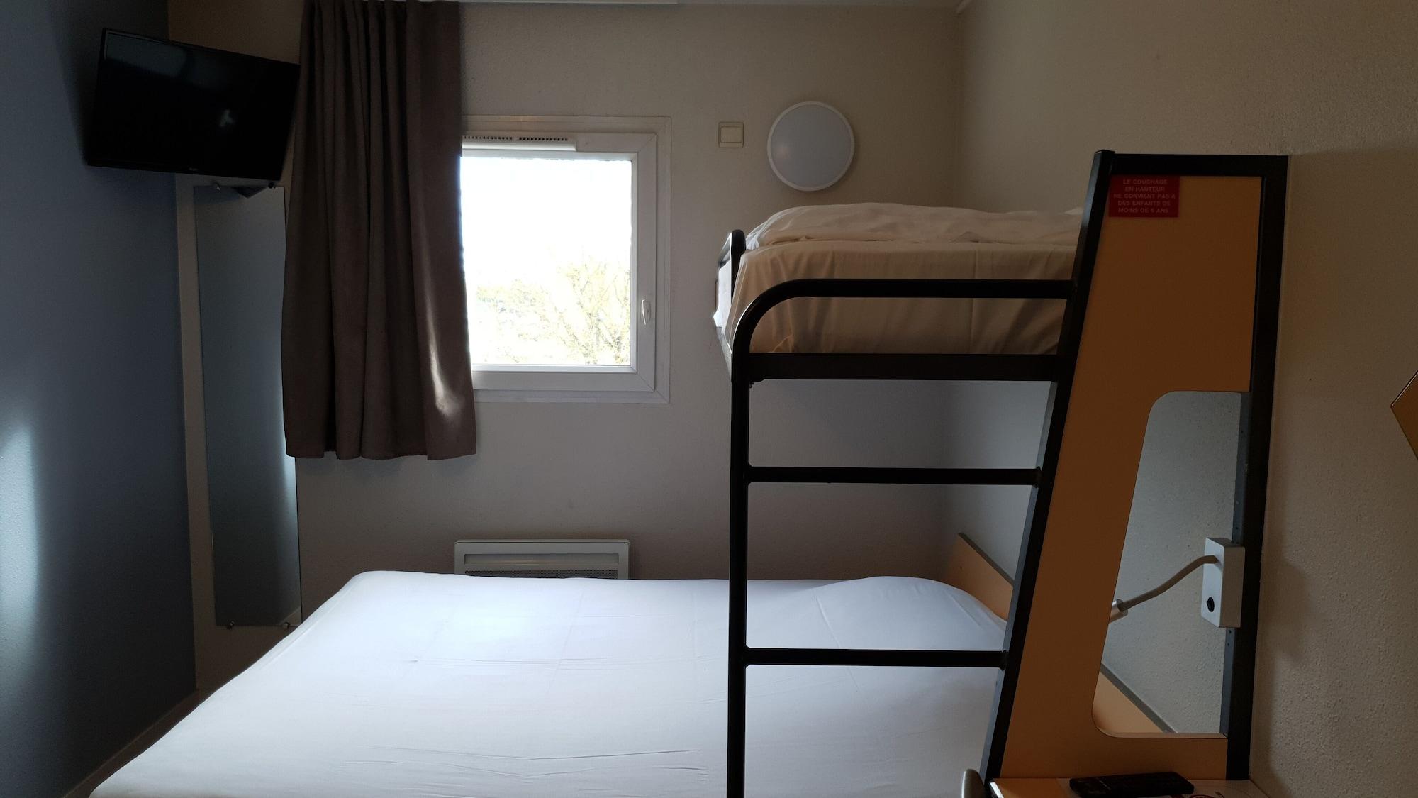 Welcomotel Coignières Esterno foto