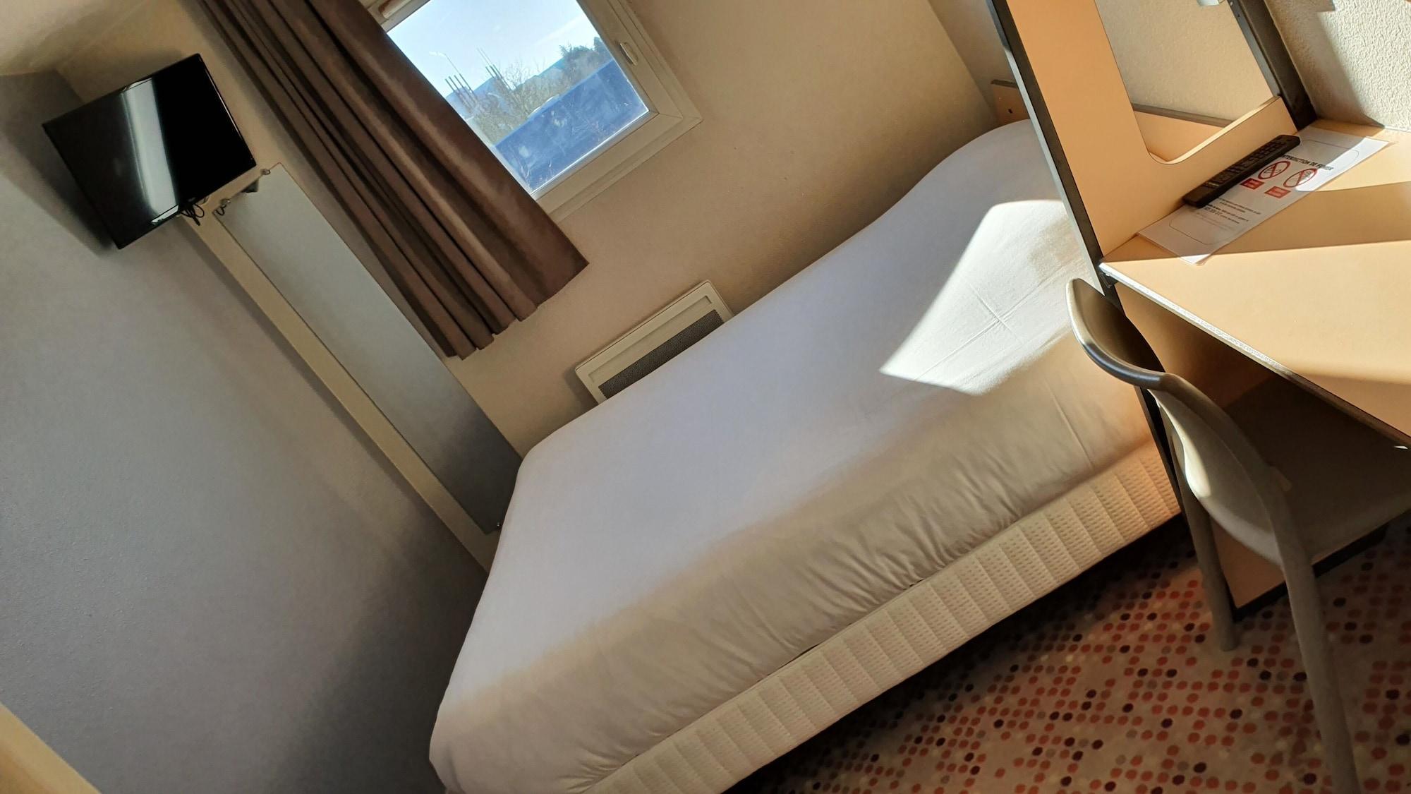 Welcomotel Coignières Esterno foto