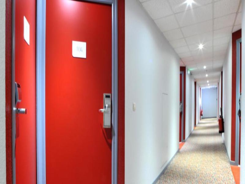 Welcomotel Coignières Esterno foto